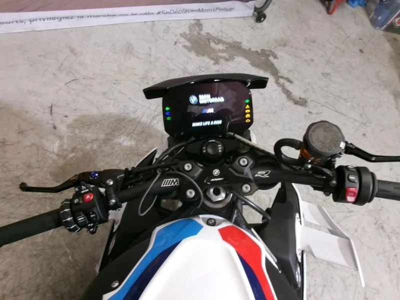 BMW M 1000 R 2025
