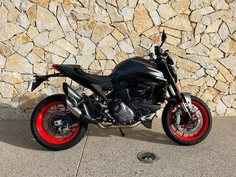 DUCATI Monster+ 937