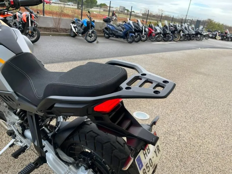 MOTO-GUZZI Stelvio 1000