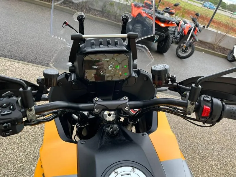 MOTO-GUZZI Stelvio 1000