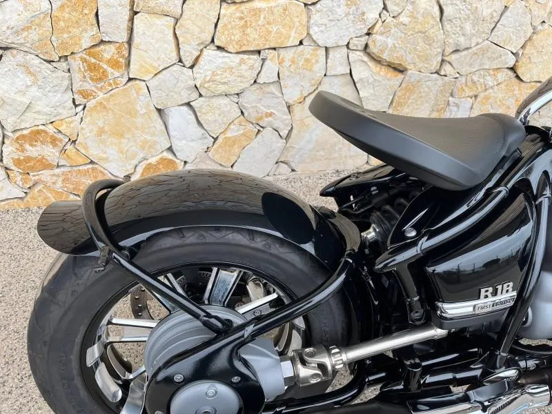 BMW 18 1800 B full options