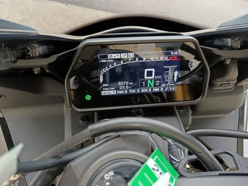 YAMAHA YZF-R1M 1000 2024