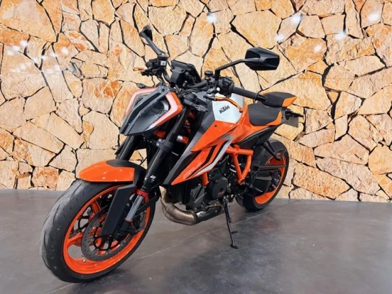 KTM Super Duke 1290 R ABS 2022