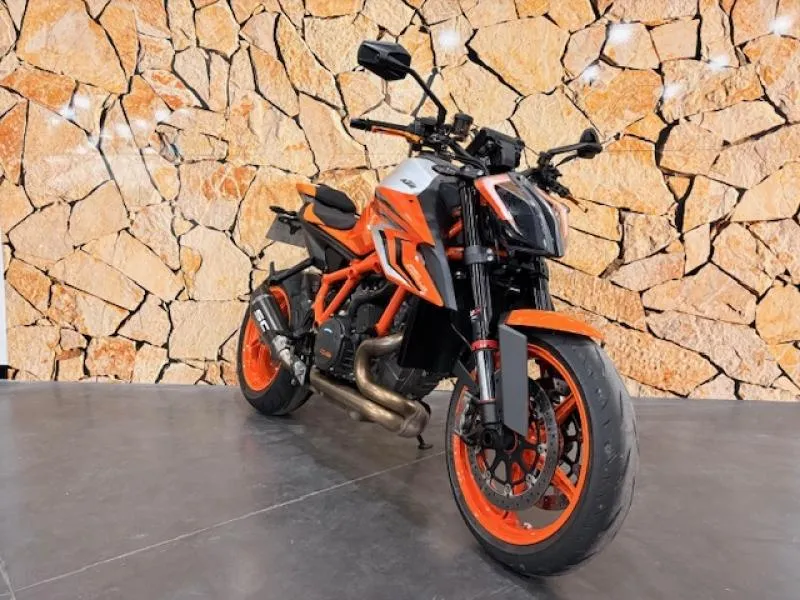 KTM Super Duke 1290 R ABS 2022