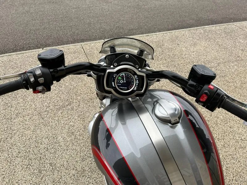 TRIUMPH Rocket III 2500 GT