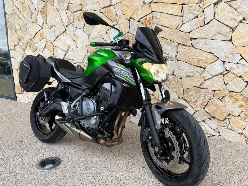 KAWASAKI 650 ABS 2018 A2