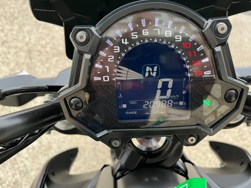 KAWASAKI 650 ABS 2018 A2