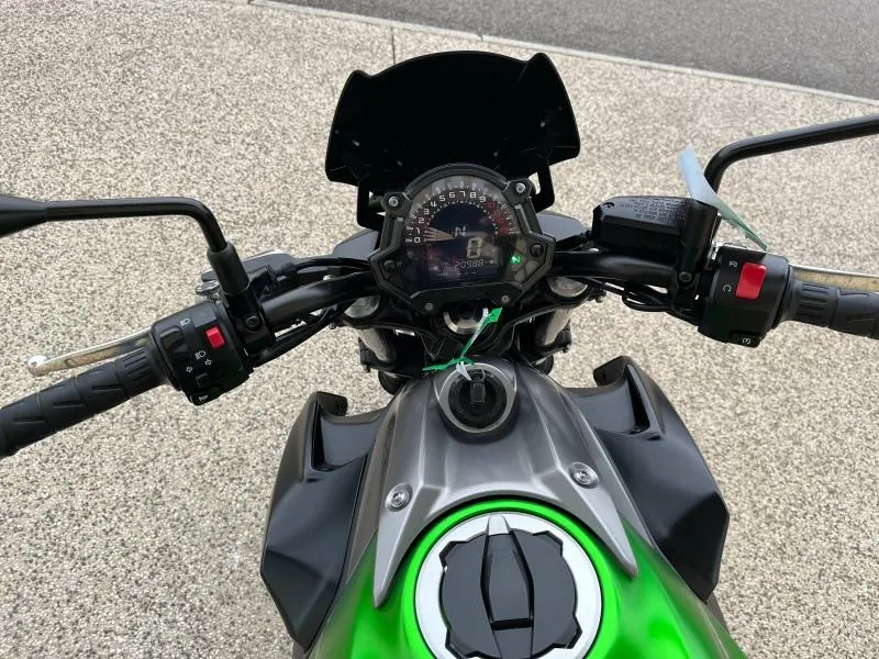 KAWASAKI 650 ABS 2018 A2