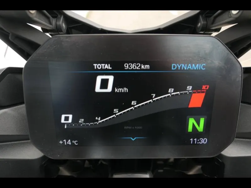 BMW 900 XR 105ch Pack Dynamic + Confort + Options