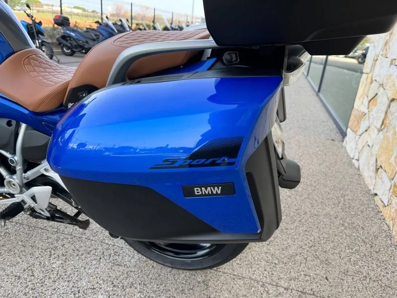 BMW 1250 RT AVEC AKRAPOVIC