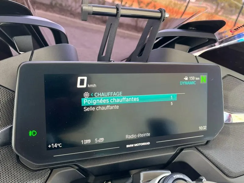 BMW 1250 RT AVEC AKRAPOVIC