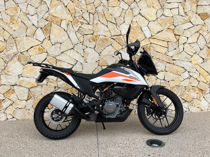 KTM 390 2025
