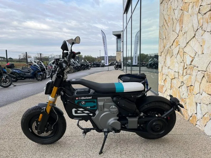 BMW CE02 full pack + sacoche.