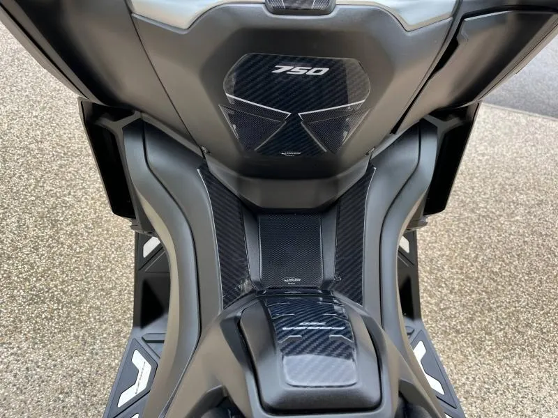 HONDA 750 Forza 2023 + option