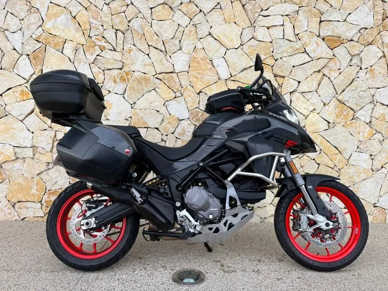 DUCATI V2 937 Pack Touring + options