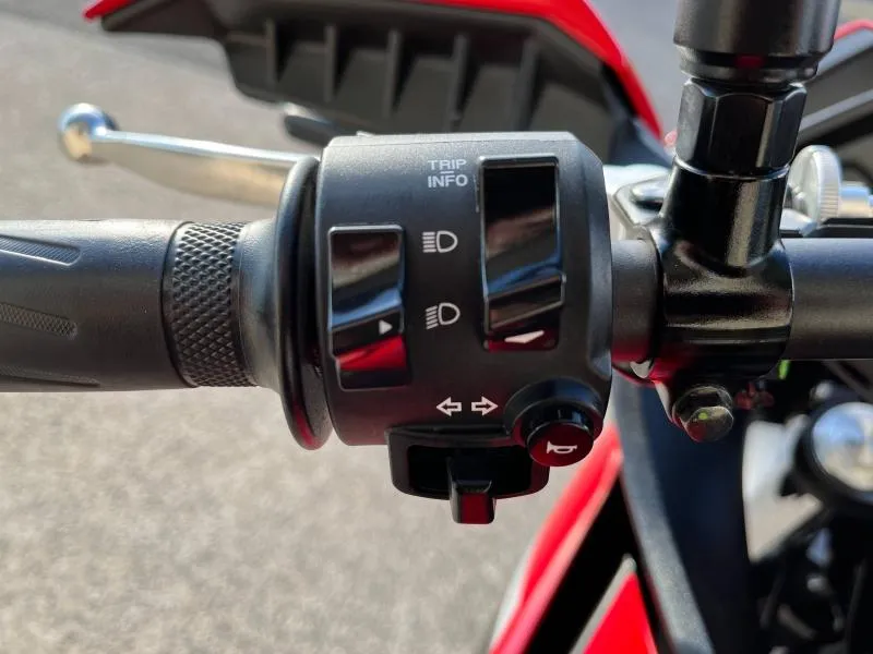 YAMAHA 7 700 2022 version 74cv