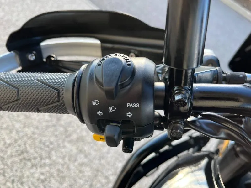 ROYAL ENFIELD 450 Hanle Black (Tubeless)