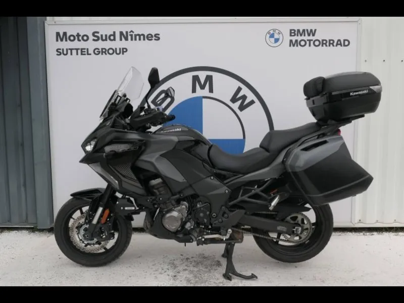 KAWASAKI 1000 Grand Tourer + Akrapovic