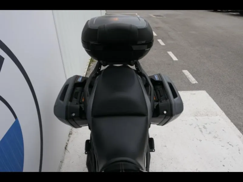 KAWASAKI 1000 Grand Tourer + Akrapovic