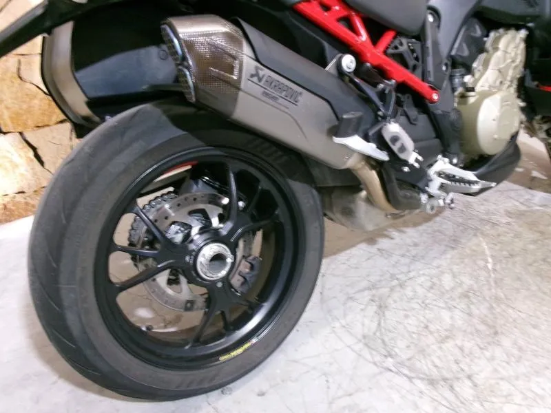 DUCATI Multistrada V4 Pikes Peak 1160