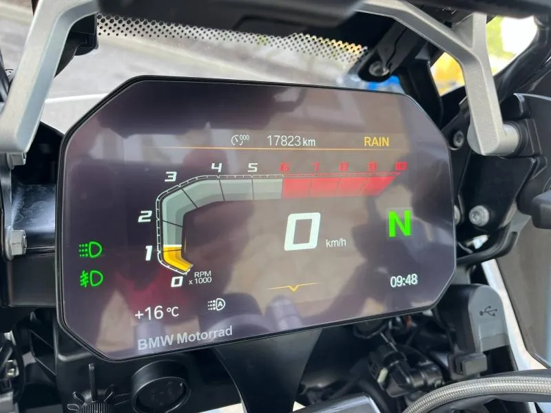 BMW 1250 GS Adventure FULL PACK + Version Surbaissée.