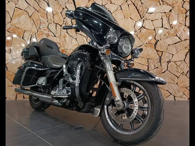 HARLEY-DAVIDSON Electra Glide Ultra Limited 1690 Noir ABS 2014