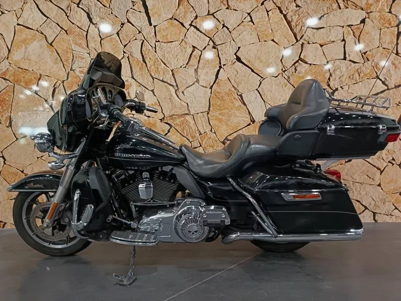 HARLEY-DAVIDSON Electra Glide Ultra Limited 1690 Noir ABS 2014