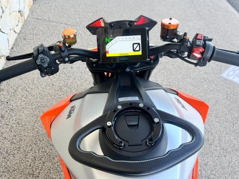 KTM Super Duke 1290 R ABS 2023