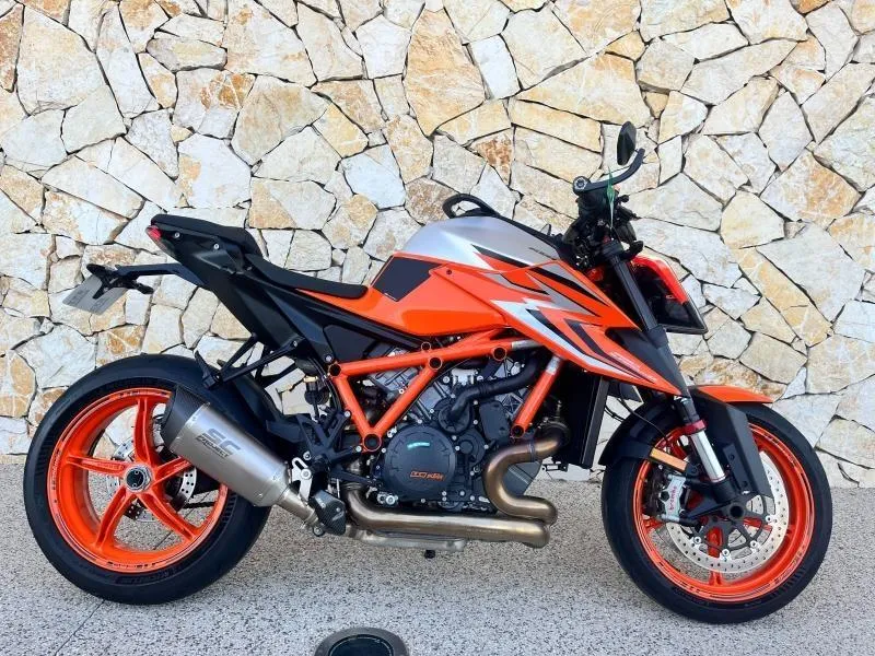 KTM Super Duke 1290 R ABS 2023