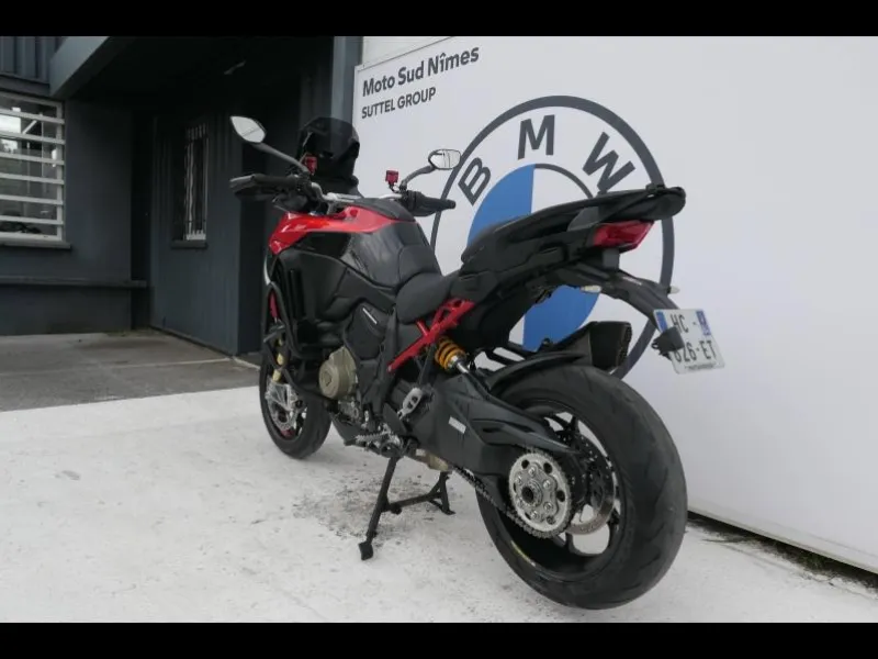 DUCATI V4 Pikes Peak