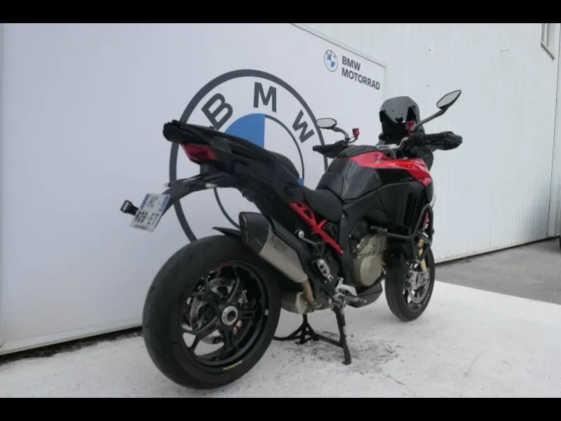 DUCATI V4 Pikes Peak