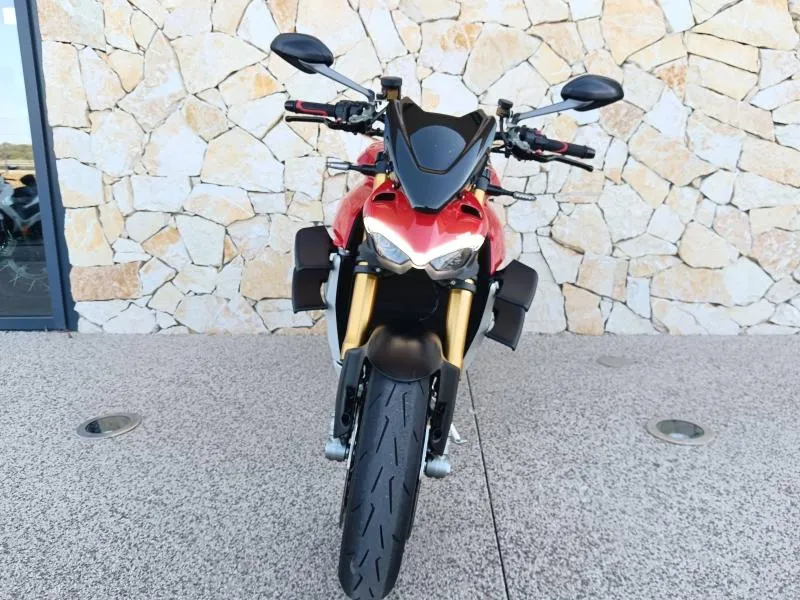 DUCATI 1103  V4 S Option carbone