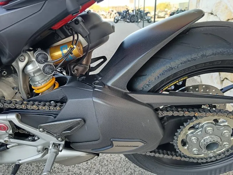 DUCATI 1103  V4 S Option carbone
