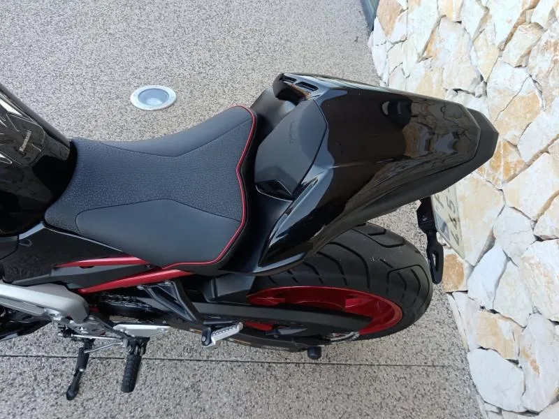 KAWASAKI 900 70kw ABS 2019 en 95cv