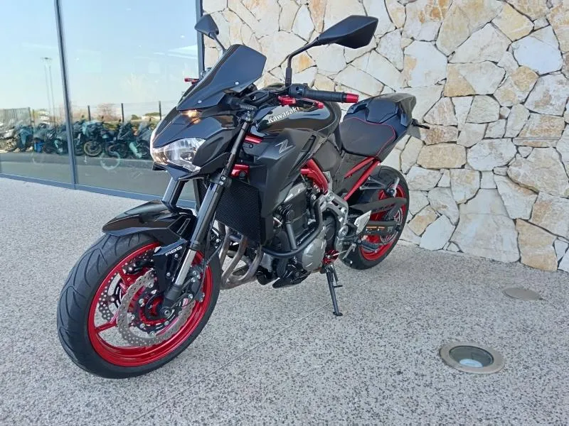 KAWASAKI 900 70kw ABS 2019 en 95cv