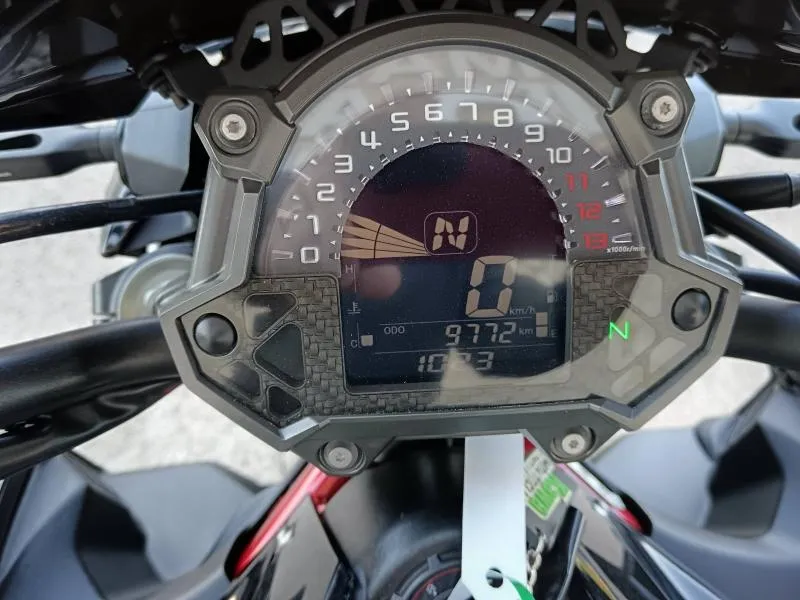 KAWASAKI 900 70kw ABS 2019 en 95cv