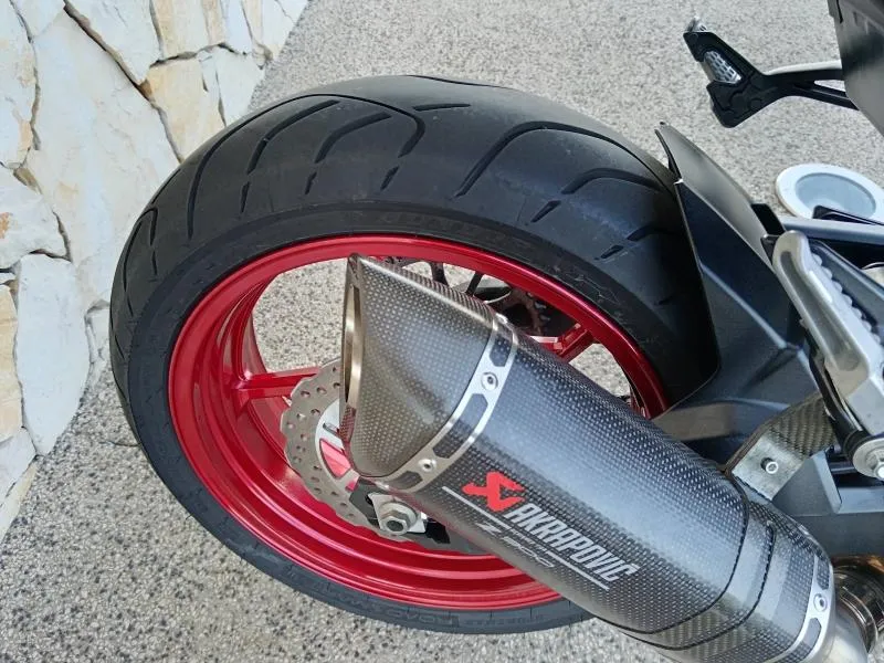 KAWASAKI 900 70kw ABS 2019 en 95cv