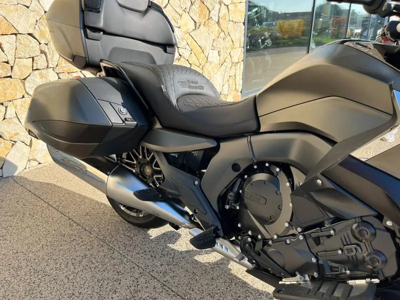 BMW 1600 Grand America