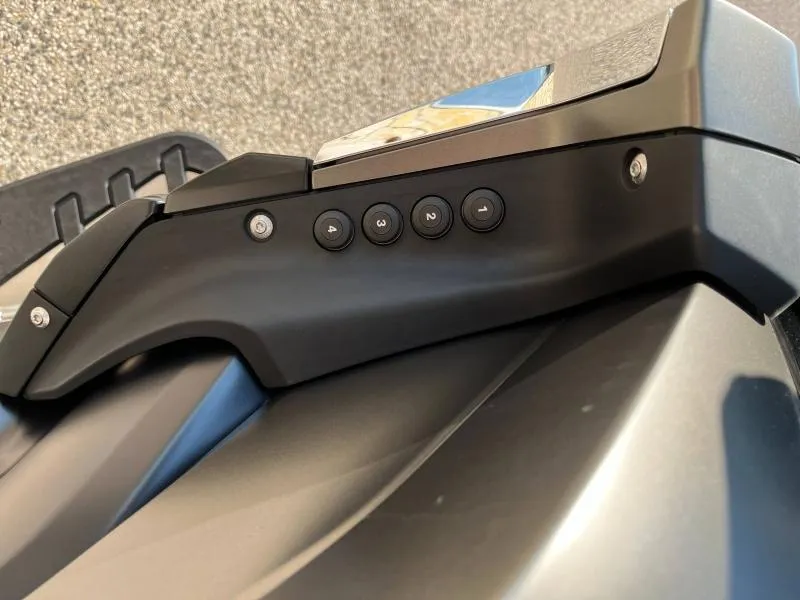 BMW 1600 Grand America