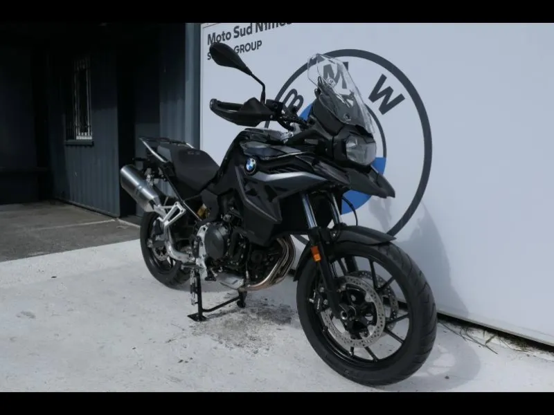 BMW 800 GS Style Triple Black Finition Pro
