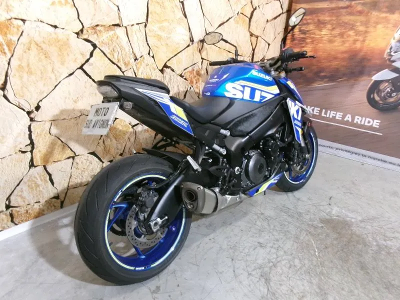 SUZUKI GSX-S 1000 - PNEUS NEUFS - REV. 12K OK