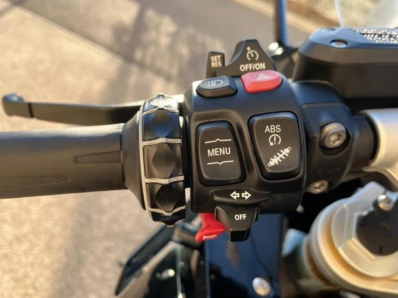 BMW 1250 RS + OPTIONS