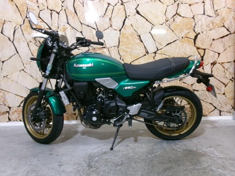KAWASAKI Z 650 RS BRIDEE A2 + LIGNE COMPLETE HOMOLOGUEE