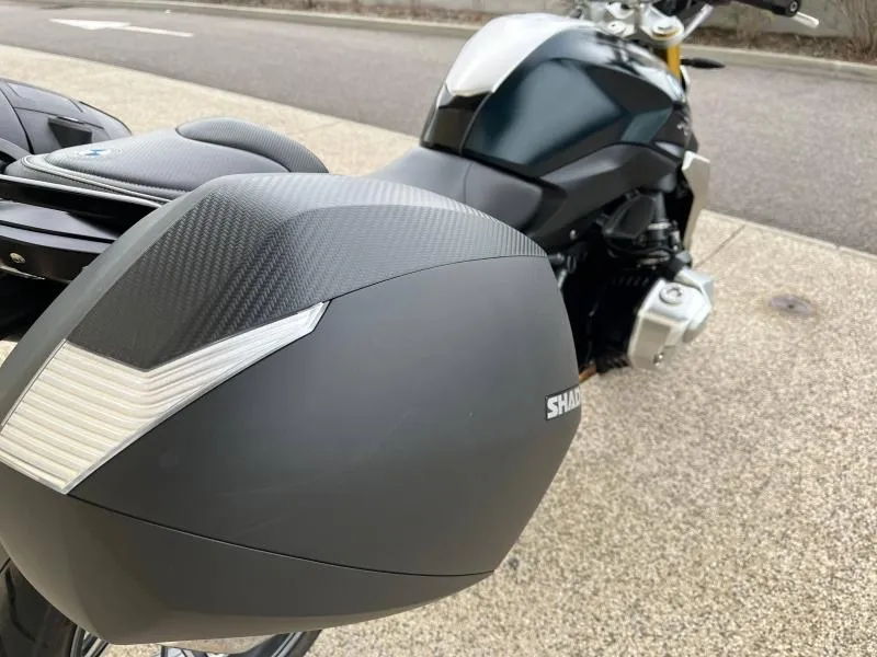 BMW 1250 R full Option 719 + valises