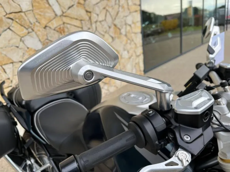 BMW 1250 R full Option 719 + valises