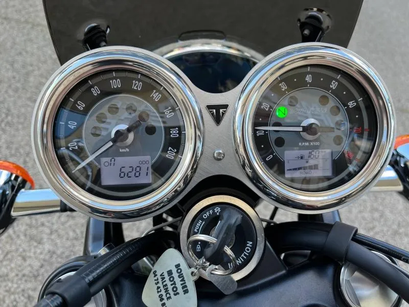 TRIUMPH T120 1200 Bicolore + OPTION