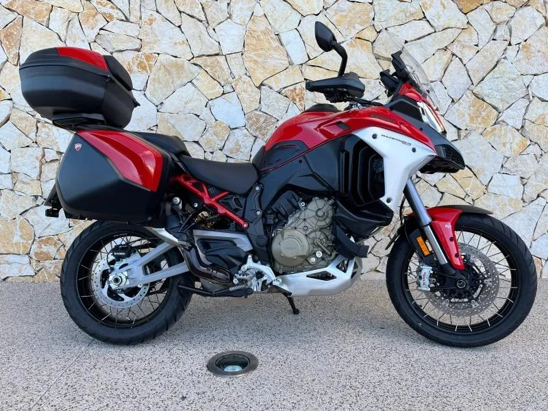 DUCATI V4 Rally 1160 Radar + OPTIONS
