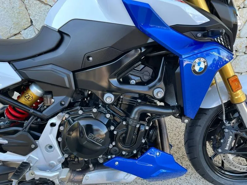 BMW 900 R A2 FULL PACK ET OPTIONS