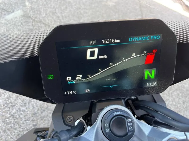 BMW 900 R A2 FULL PACK ET OPTIONS