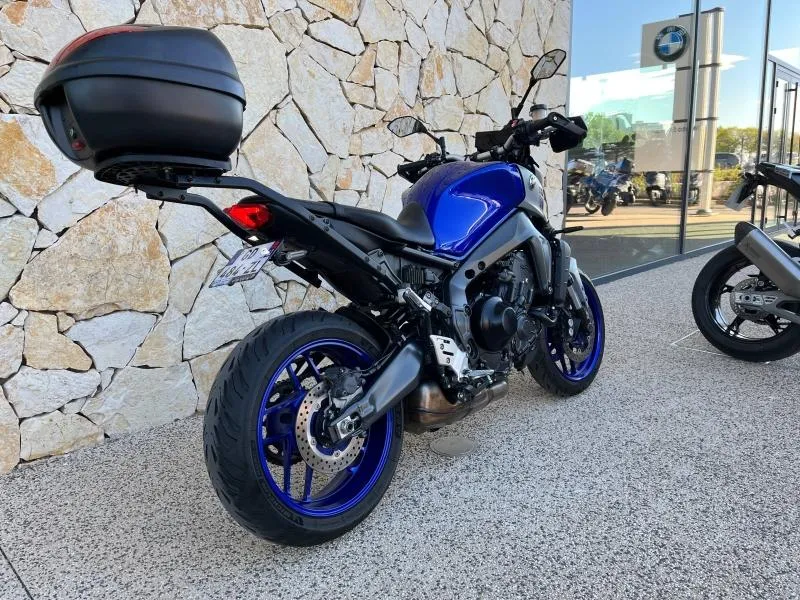 YAMAHA MT-09 900 2022 + OPTIONS